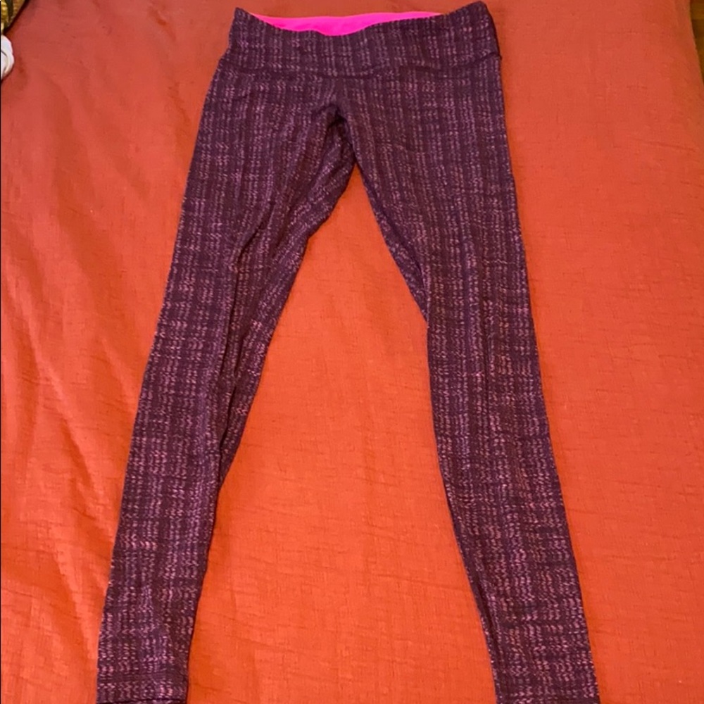 Lulu lemon purple color way leggings - size 8